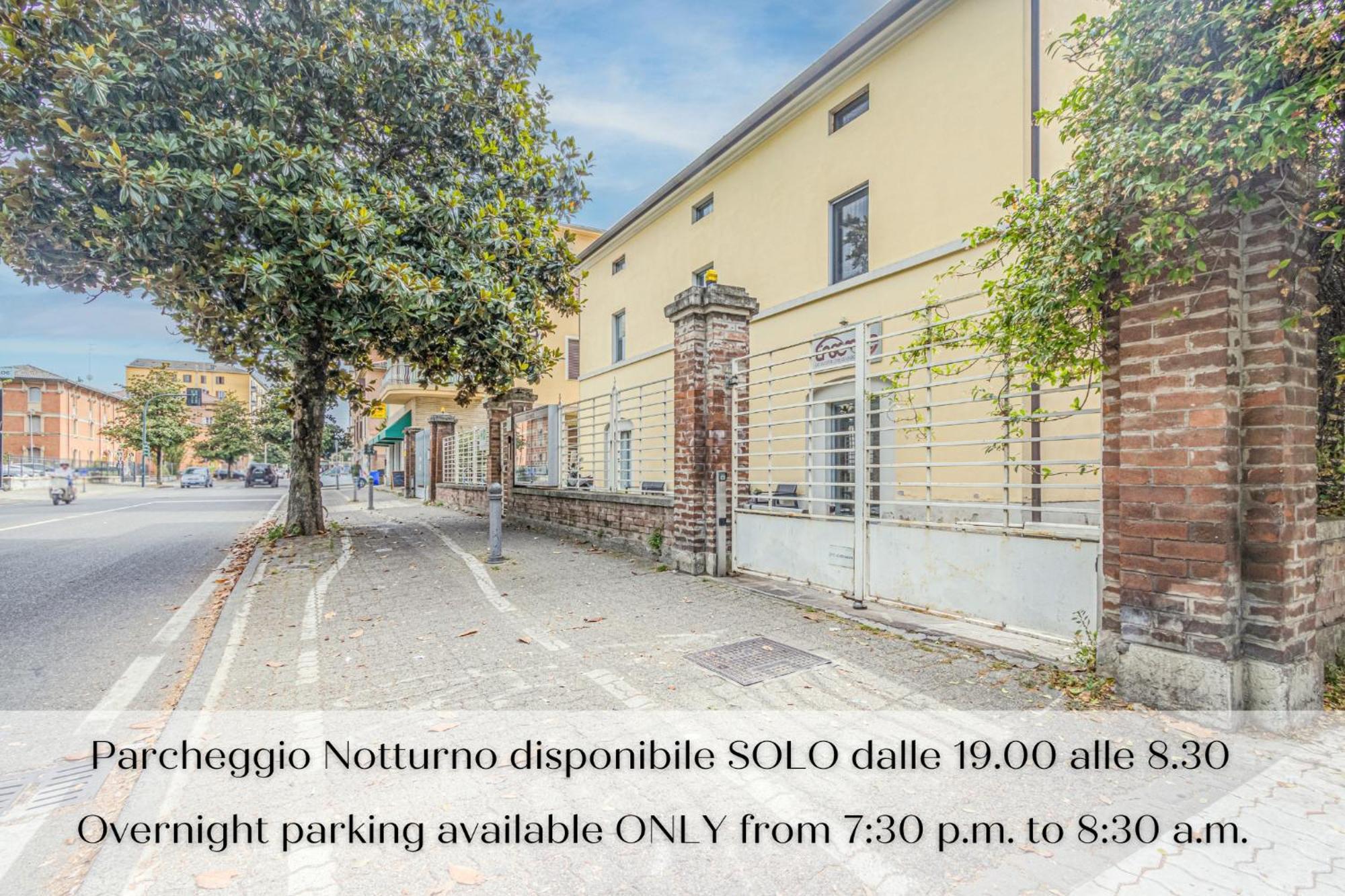Stazione A 200M - Ampio Appartamento Con Parcheggio Notturno Gratis Parme Extérieur photo